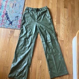 Green leather pants size s
